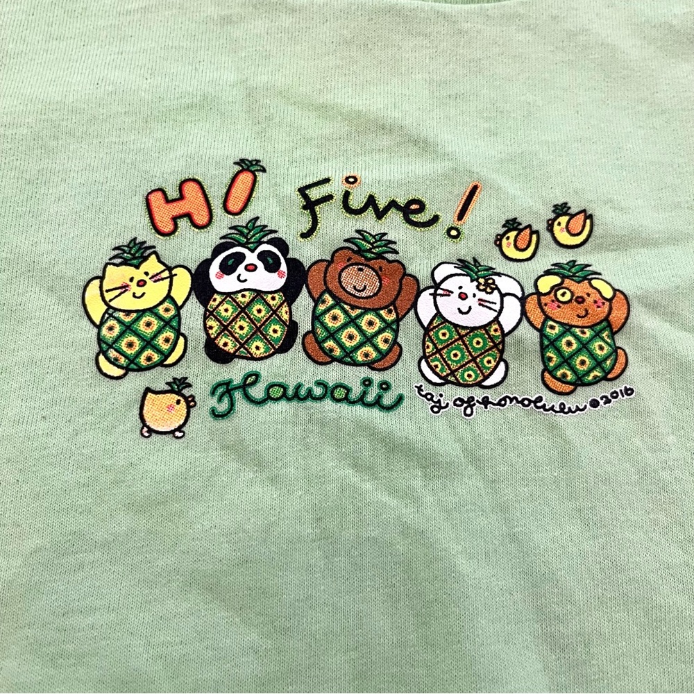 [3 for $15] NWT TAJ OF HONOLULU Hi FIve Pineapple Friends Tee (Size 3)